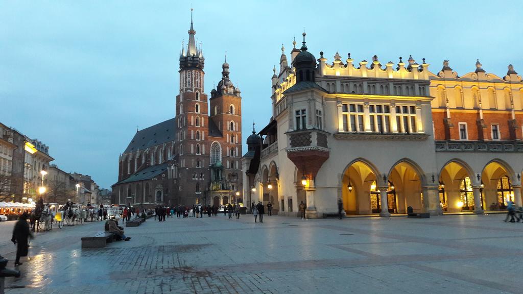 Apartament Feniks Stare Miasto Krakow Bagian luar foto